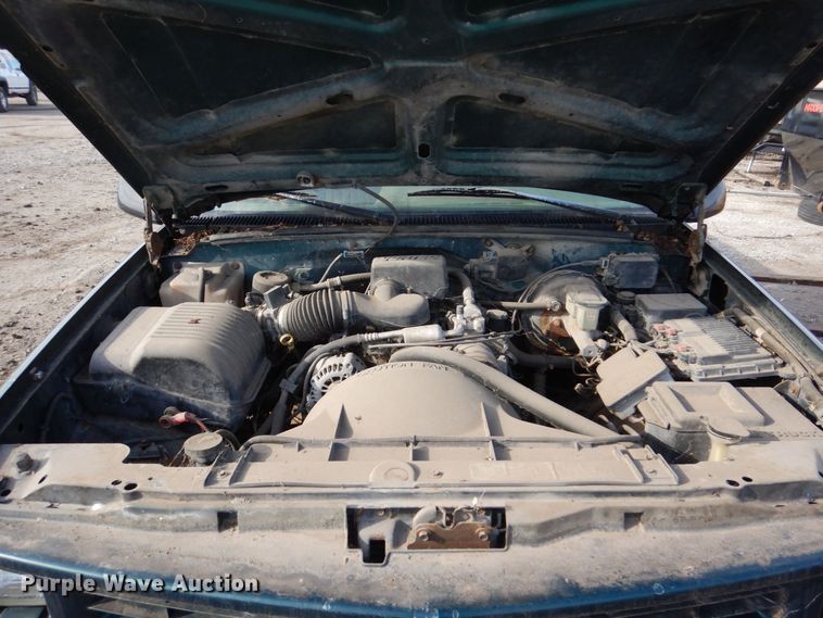 image for item LY9988 1996 Chevrolet 1500  pickup truck