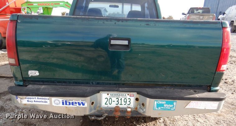 image for item LY9988 1996 Chevrolet 1500  pickup truck