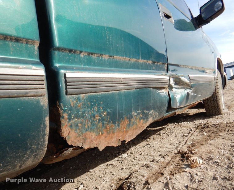 image for item LY9988 1996 Chevrolet 1500  pickup truck