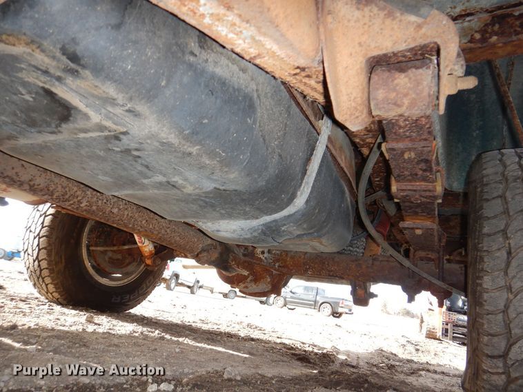 image for item LY9988 1996 Chevrolet 1500  pickup truck