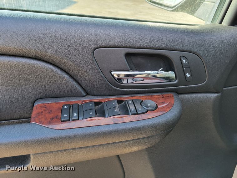 image for item LY9989 2009 Chevrolet Tahoe Hybrid 2 Mode  SUV