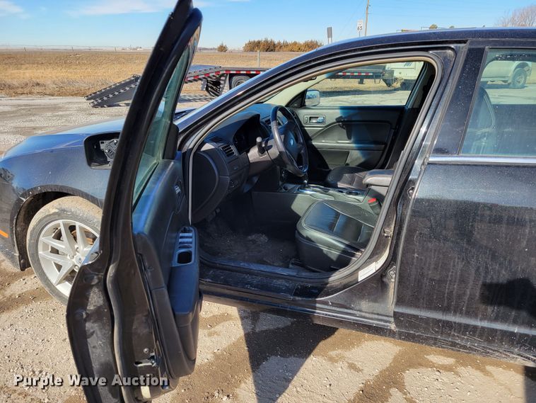 image for item LY9990 2012 Ford Fusion SEL