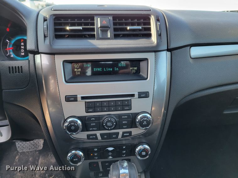 image for item LY9990 2012 Ford Fusion SEL