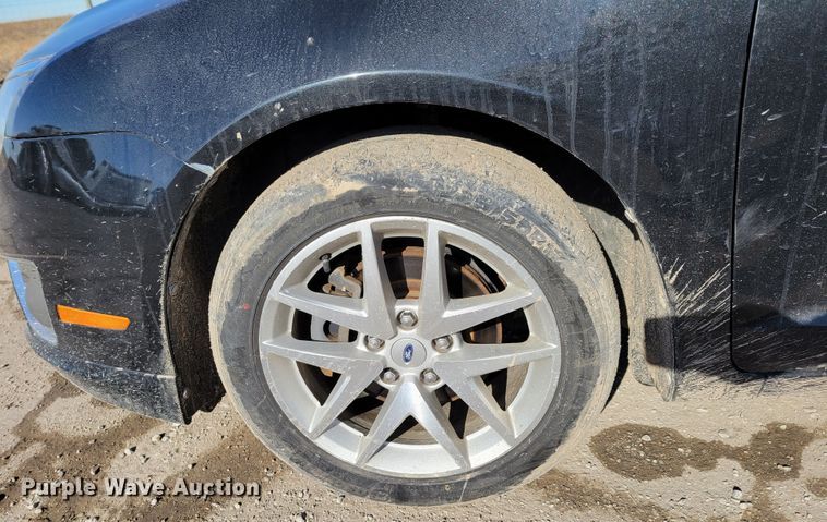 image for item LY9990 2012 Ford Fusion SEL