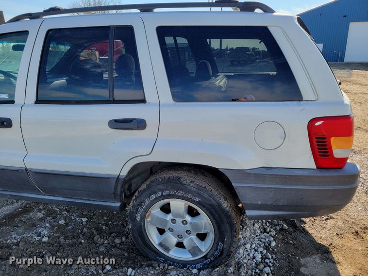 image for item LY9991 2001 Jeep Grand Cherokee Laredo  SUV