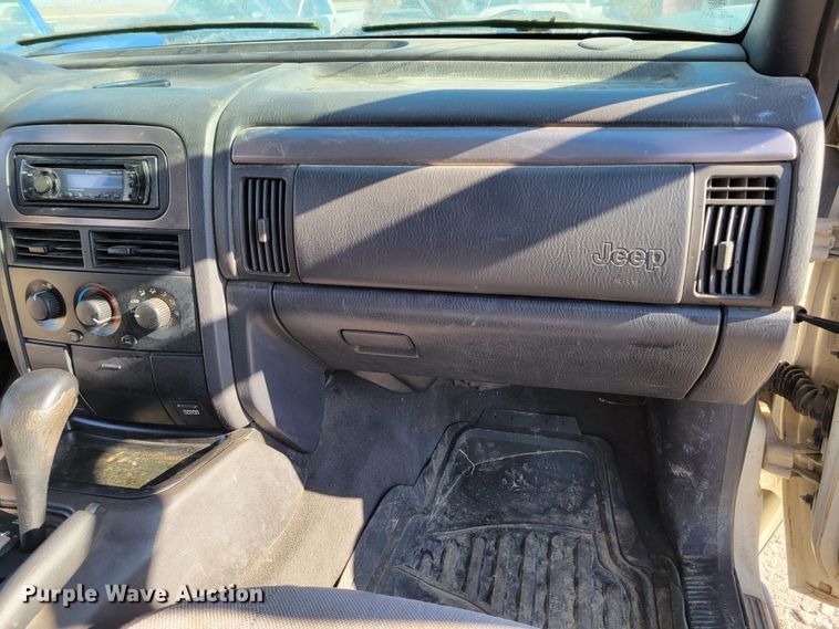 image for item LY9991 2001 Jeep Grand Cherokee Laredo  SUV