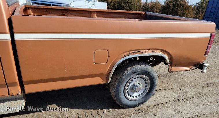 image for item LY9992 1981 Ford F150  pickup truck