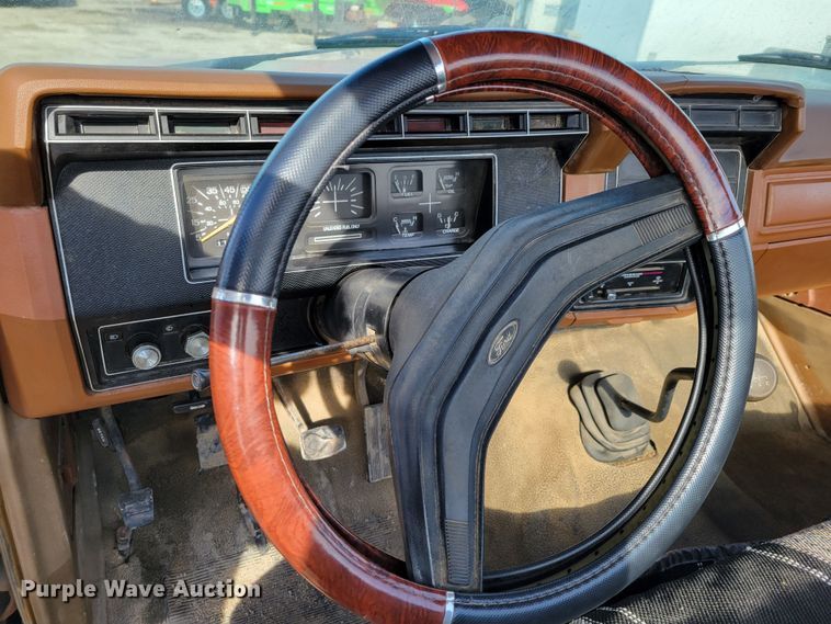 image for item LY9992 1981 Ford F150  pickup truck