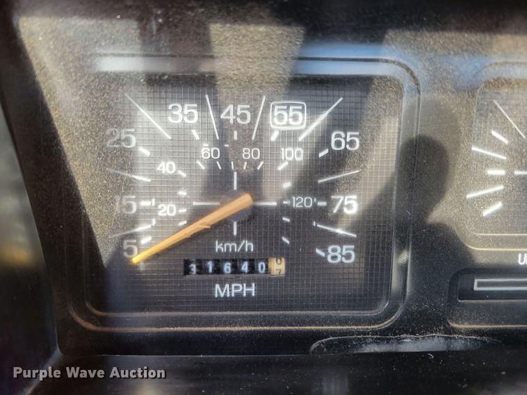 image for item LY9992 1981 Ford F150  pickup truck