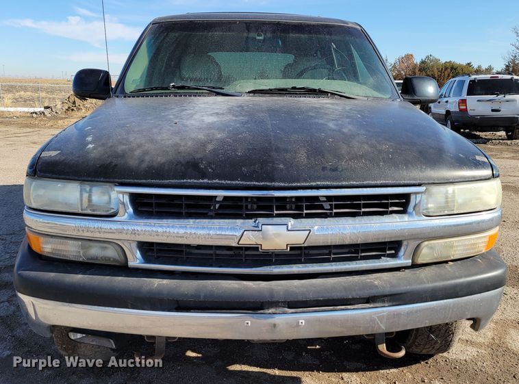image for item LY9993 2000 Chevrolet Tahoe  SUV