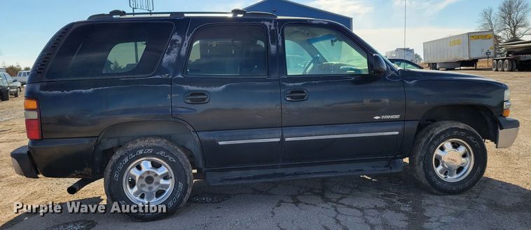 image for item LY9993 2000 Chevrolet Tahoe  SUV
