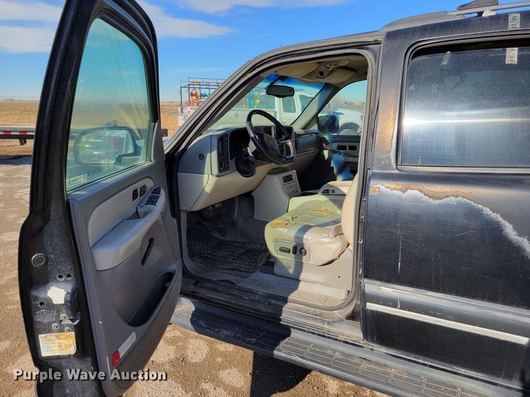 image for item LY9993 2000 Chevrolet Tahoe  SUV