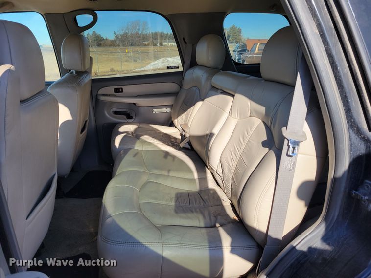 image for item LY9993 2000 Chevrolet Tahoe  SUV