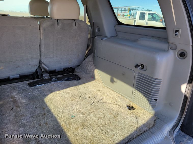 image for item LY9993 2000 Chevrolet Tahoe  SUV