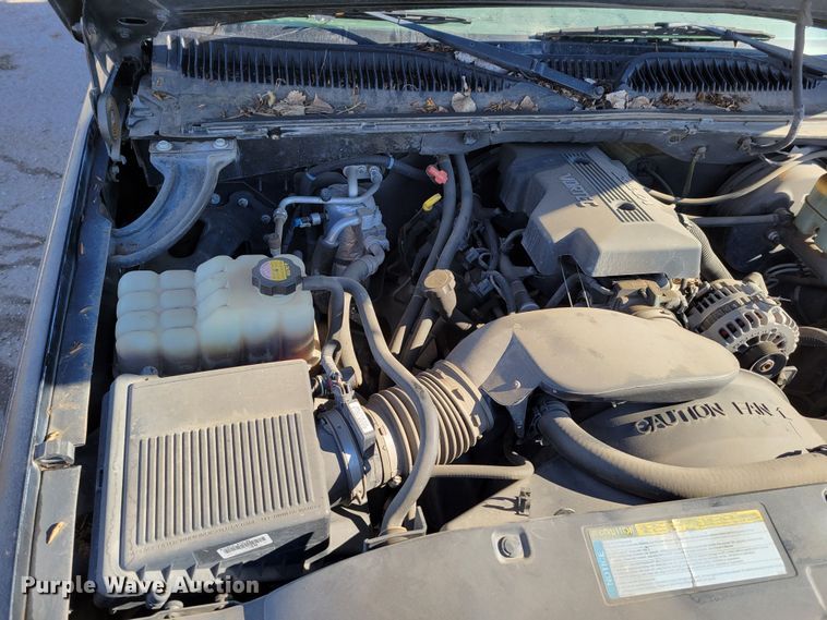 image for item LY9993 2000 Chevrolet Tahoe  SUV