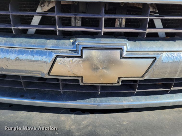 image for item LY9993 2000 Chevrolet Tahoe  SUV