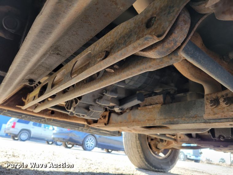 image for item LY9993 2000 Chevrolet Tahoe  SUV