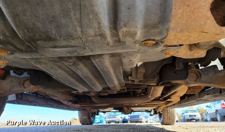 image for item LY9993 2000 Chevrolet Tahoe  SUV