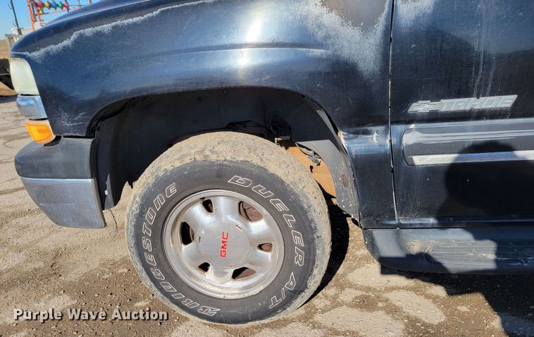 image for item LY9993 2000 Chevrolet Tahoe  SUV