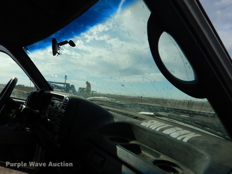 image for item LY9994 1995 GMC Sierra 1500  pickup truck