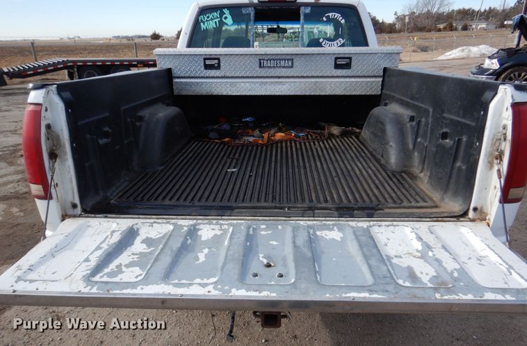 image for item LY9994 1995 GMC Sierra 1500  pickup truck