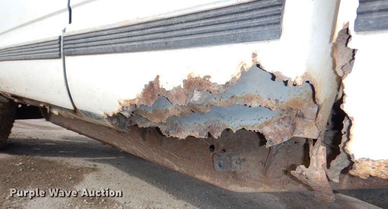 image for item LY9994 1995 GMC Sierra 1500  pickup truck