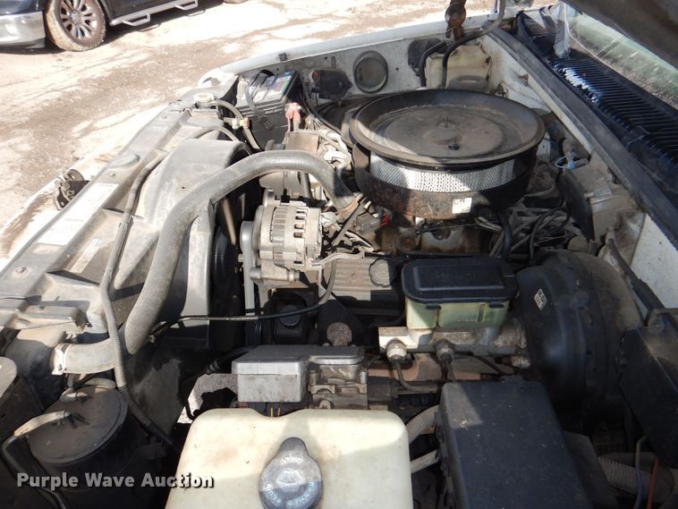 image for item LY9994 1995 GMC Sierra 1500  pickup truck