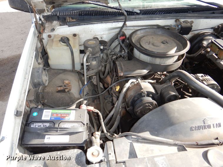 image for item LY9994 1995 GMC Sierra 1500  pickup truck