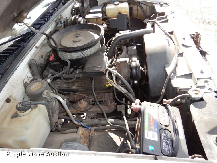 image for item LY9994 1995 GMC Sierra 1500  pickup truck