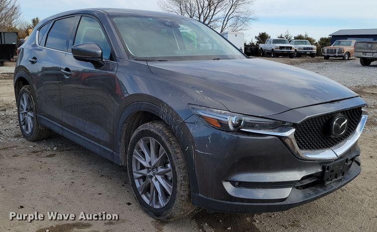 image for item LY9995 2019 Mazda CX-5  SUV