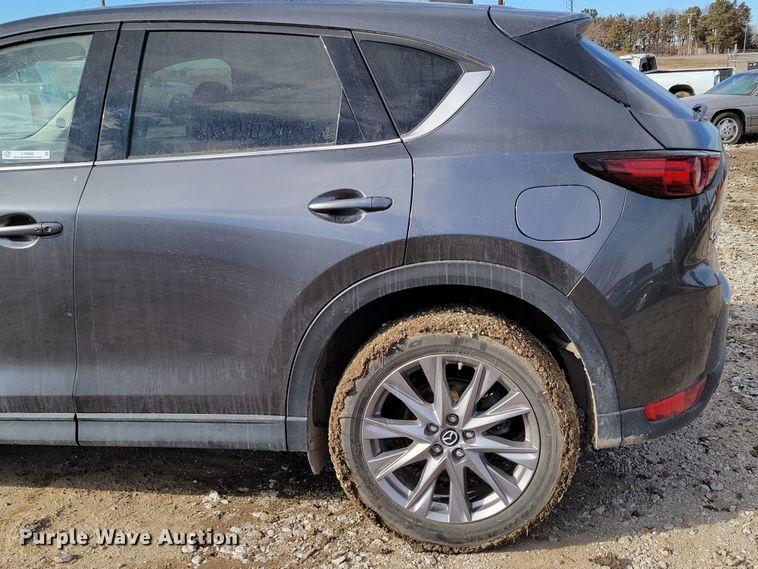 image for item LY9995 2019 Mazda CX-5  SUV