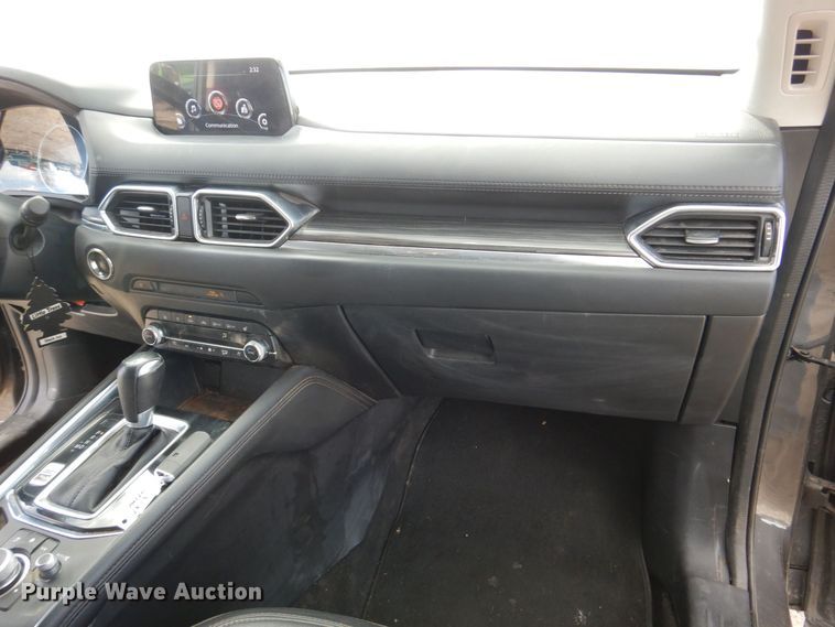 image for item LY9995 2019 Mazda CX-5  SUV