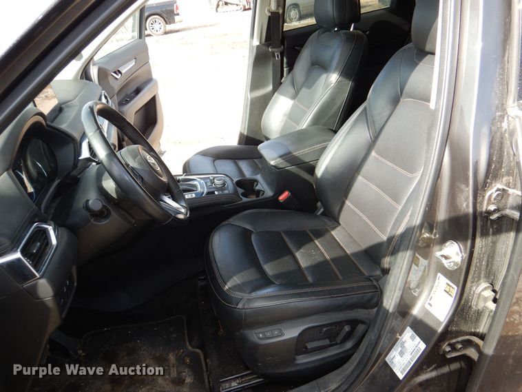 image for item LY9995 2019 Mazda CX-5  SUV