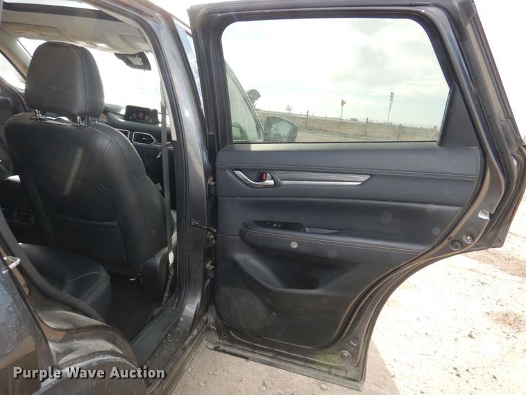 image for item LY9995 2019 Mazda CX-5  SUV