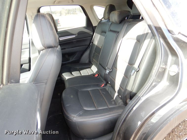 image for item LY9995 2019 Mazda CX-5  SUV