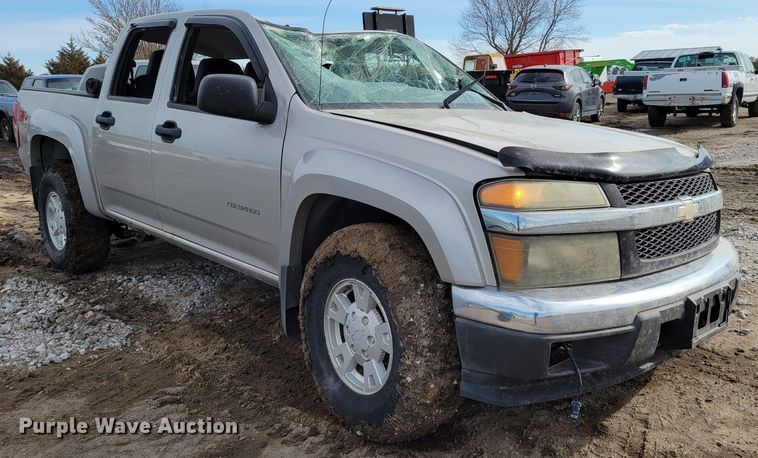 image for item LY9996 2005 Chevrolet Colorado  Crew Cab pickup truck