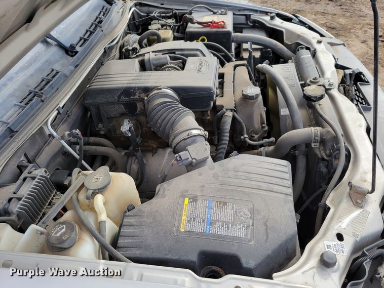 image for item LY9996 2005 Chevrolet Colorado  Crew Cab pickup truck