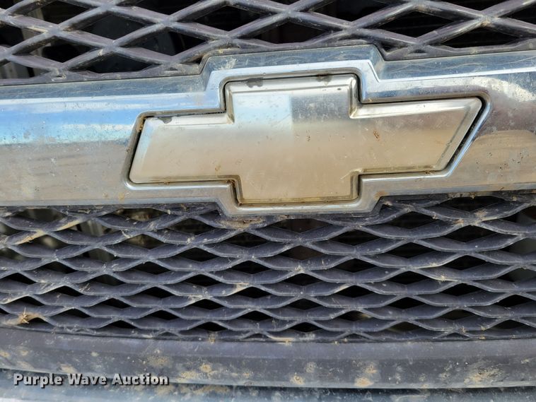 image for item LY9996 2005 Chevrolet Colorado  Crew Cab pickup truck