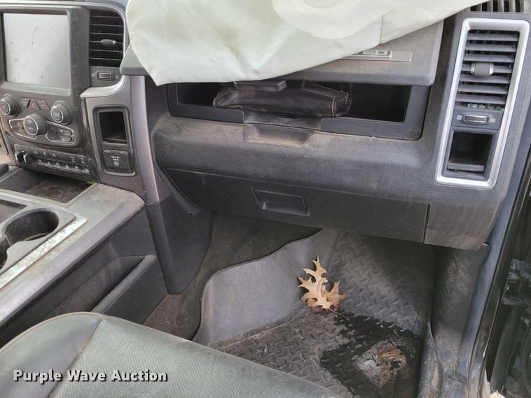 image for item LY9998 2015 Dodge Ram 1500 Limited  pickup truck