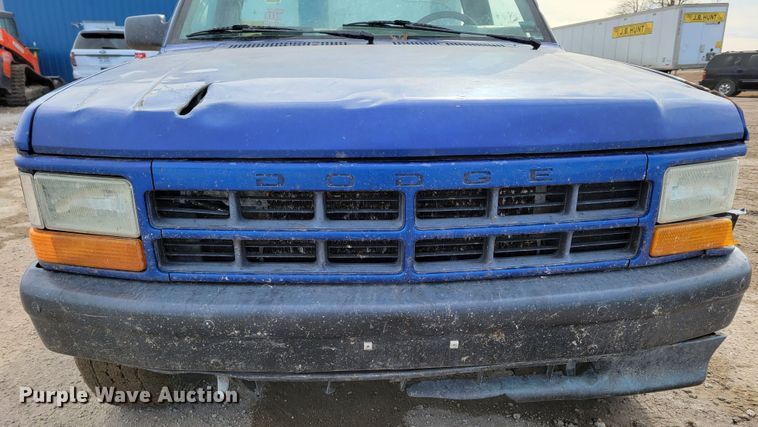 image for item LY9999 1995 Dodge Dakota  pickup truck