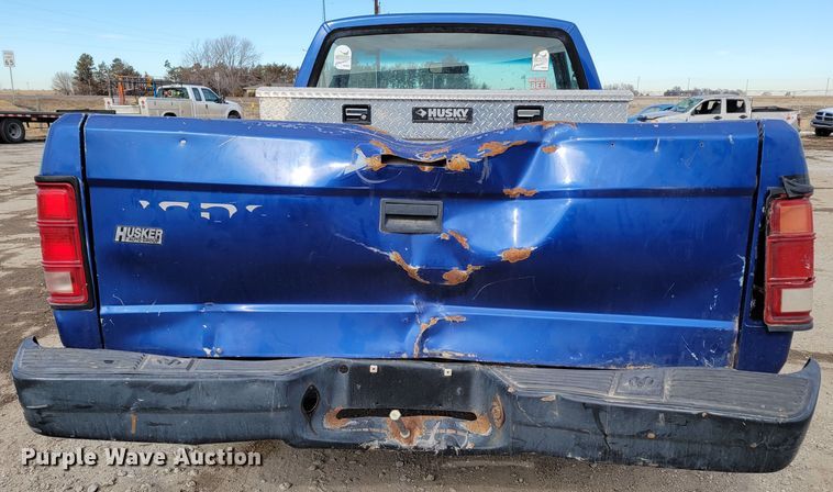 image for item LY9999 1995 Dodge Dakota  pickup truck