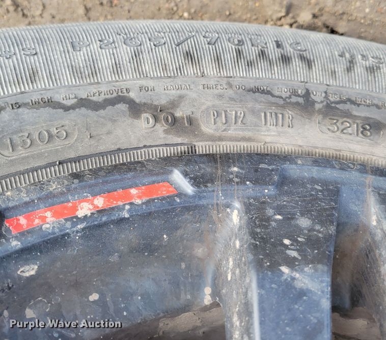 image for item LY9999 1995 Dodge Dakota  pickup truck