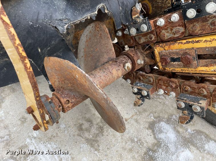 image for item MA9895 2012 Vermeer RTX100  trencher