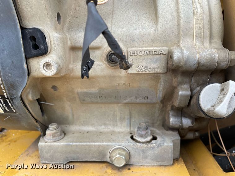 image for item MA9895 2012 Vermeer RTX100  trencher