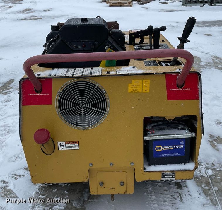 image for item MA9896 1994 Vermeer V1850  trencher