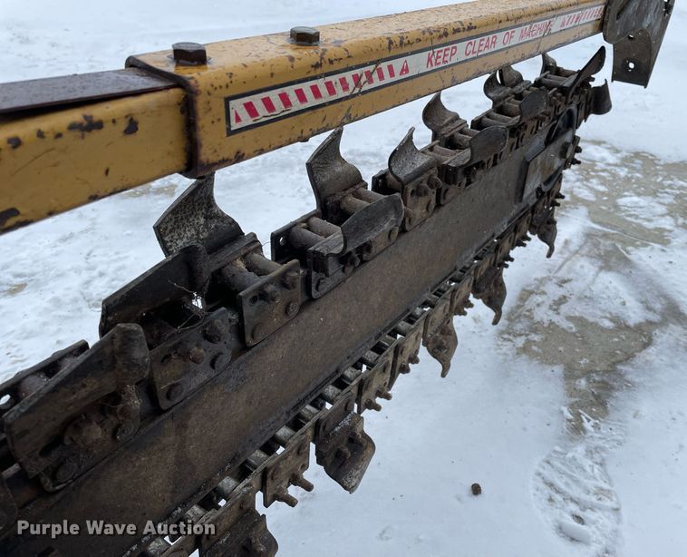 image for item MA9896 1994 Vermeer V1850  trencher