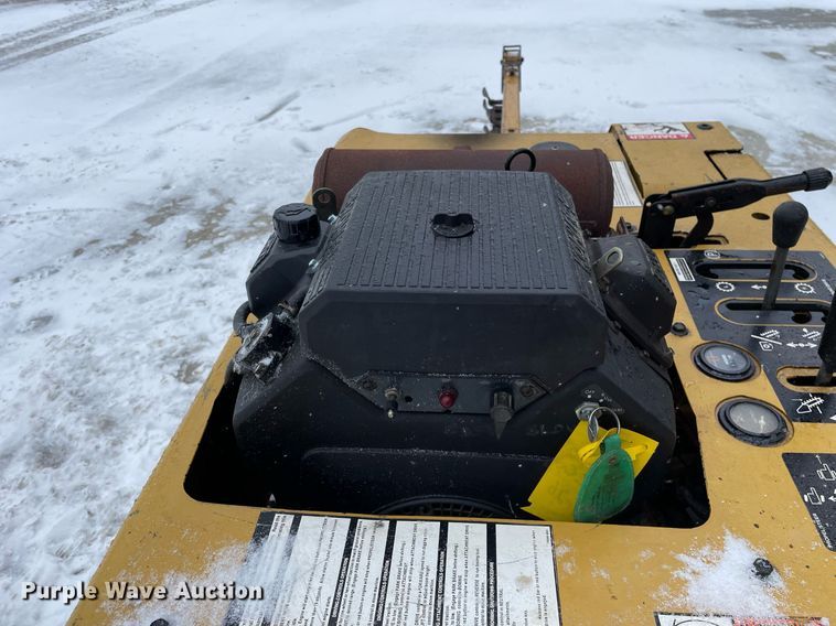 image for item MA9896 1994 Vermeer V1850  trencher