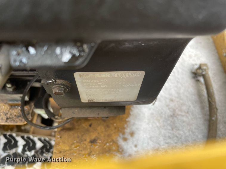 image for item MA9896 1994 Vermeer V1850  trencher