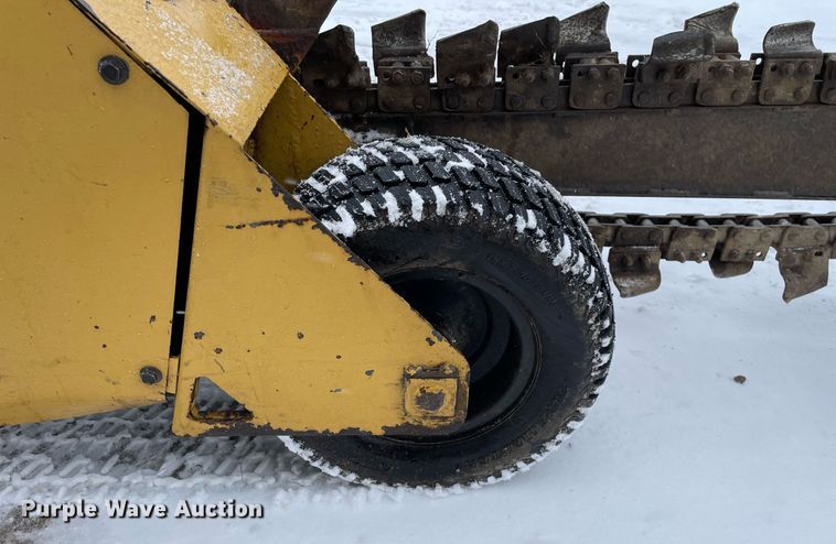 image for item MA9896 1994 Vermeer V1850  trencher