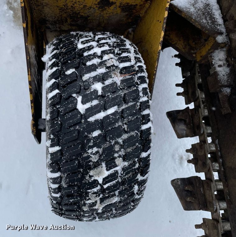 image for item MA9896 1994 Vermeer V1850  trencher